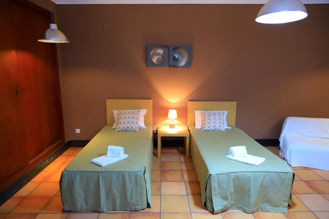 Bella Italia Populo Guest House Понта-Делгада Экстерьер фото