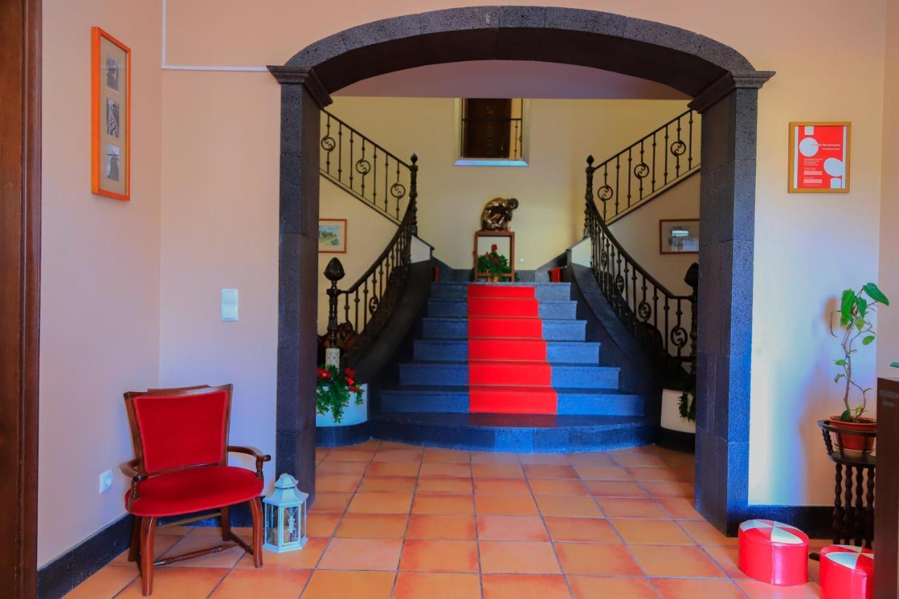 Bella Italia Populo Guest House Понта-Делгада Экстерьер фото