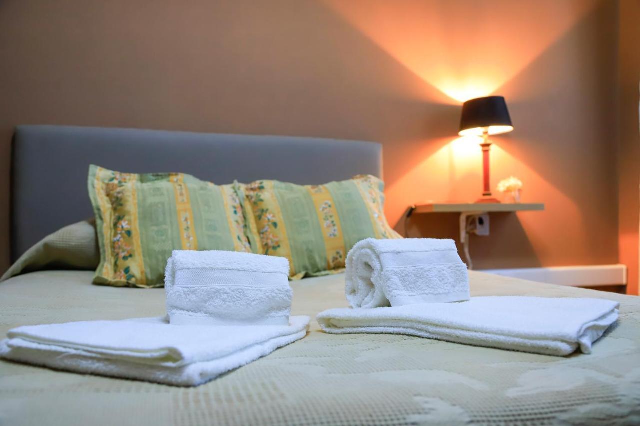 Bella Italia Populo Guest House Понта-Делгада Экстерьер фото
