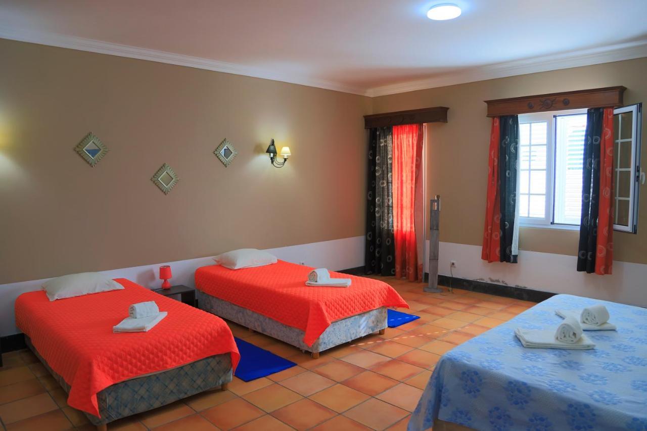Bella Italia Populo Guest House Понта-Делгада Экстерьер фото
